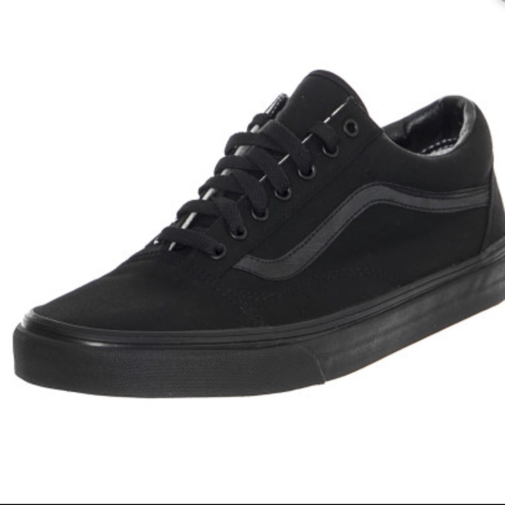 Vans Black Sneakers – Men’s US 10 – Like New – Classic Streetwear